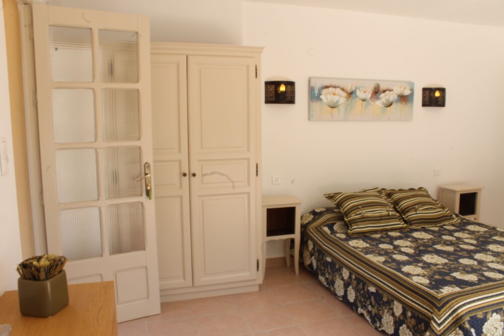 Chambres Dhotes Le Clos Des Oliviers 32/50
