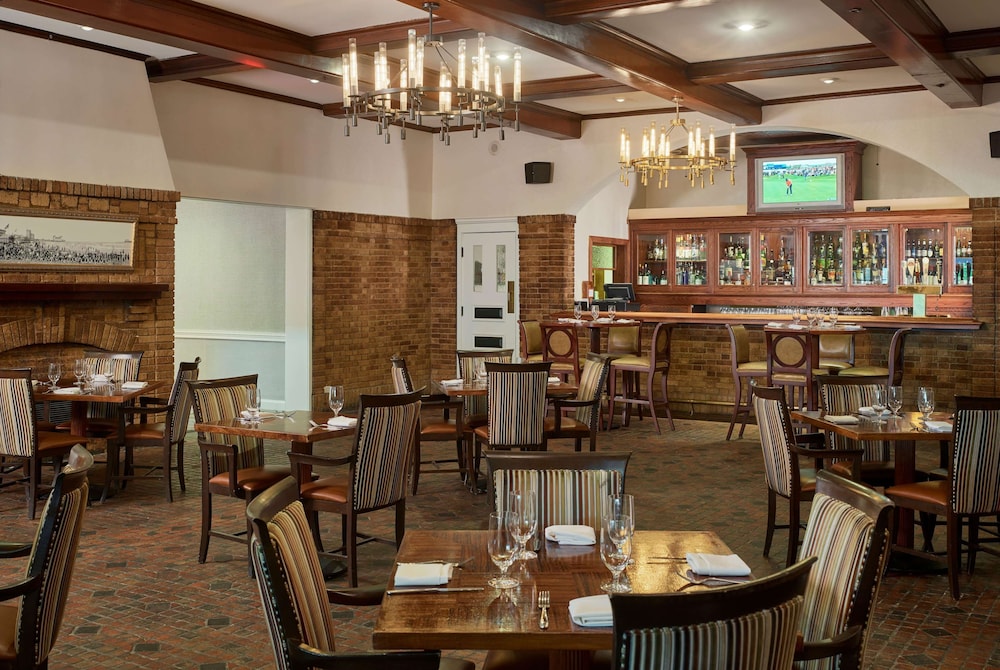 Seaview Hotel 48/68
