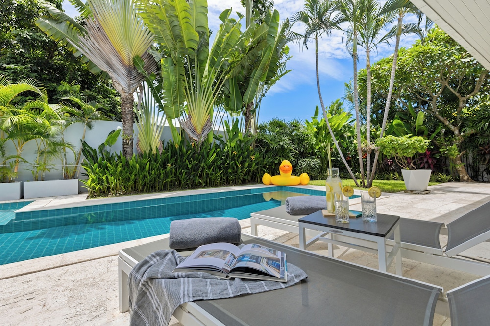 Villa White Orchid 44/50
