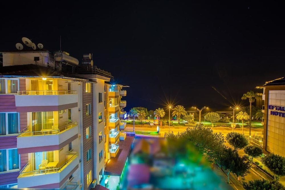 Hawaii Suite Beach Hotel in ALANYA