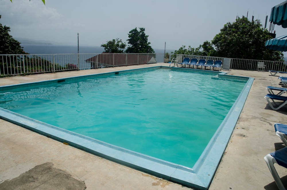 Skymiles Beach Suite 6/26