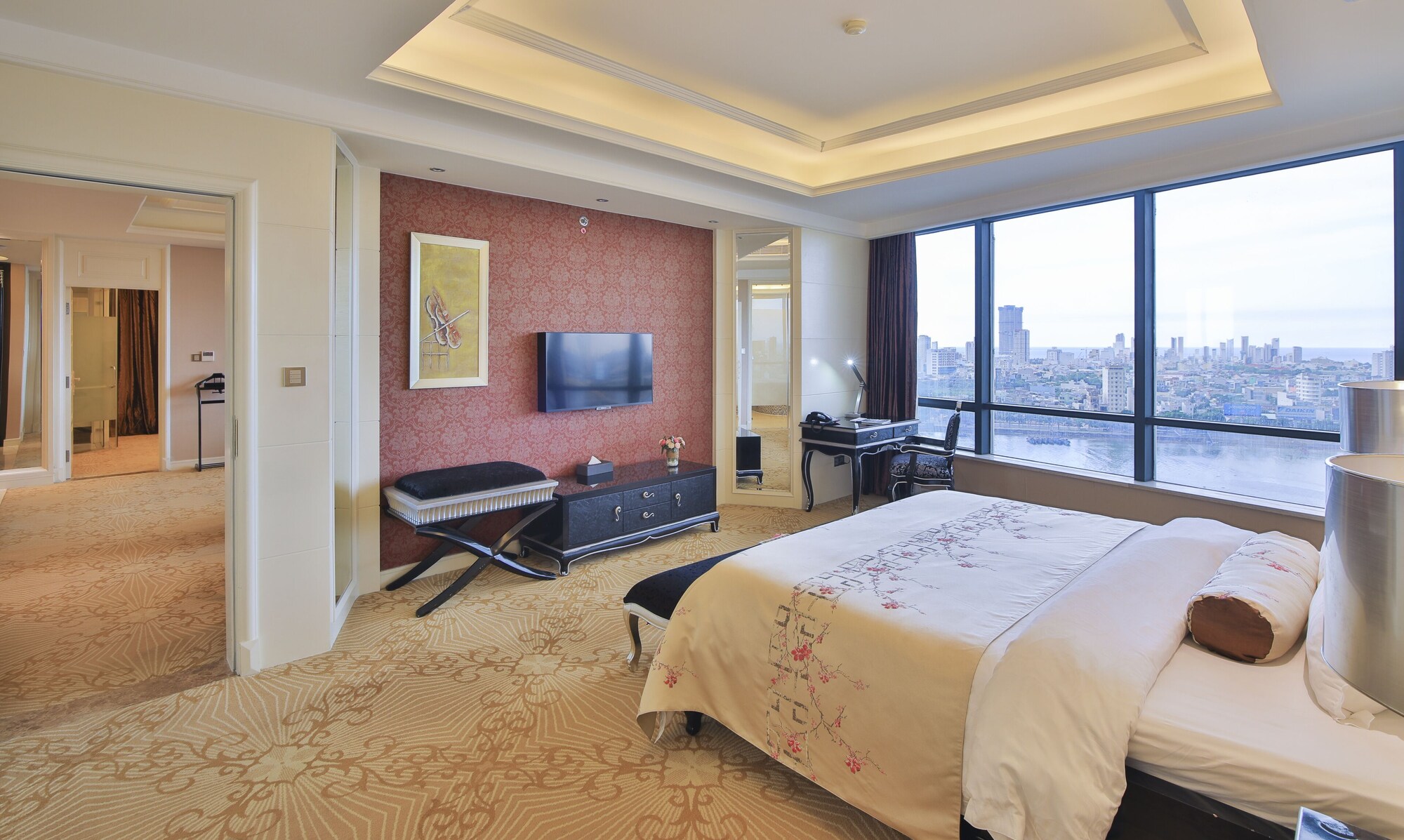 2 BEDROOMS, PRESIDENTIAL, APARTMENT