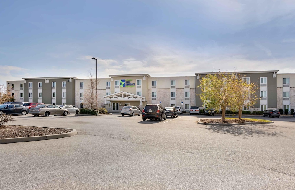 Extended Stay America - Select Suites Orlando - Airport 53/57