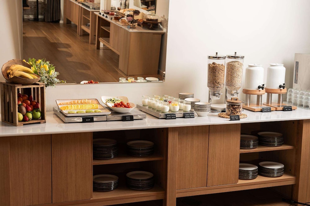 Restaurant-cafeteria