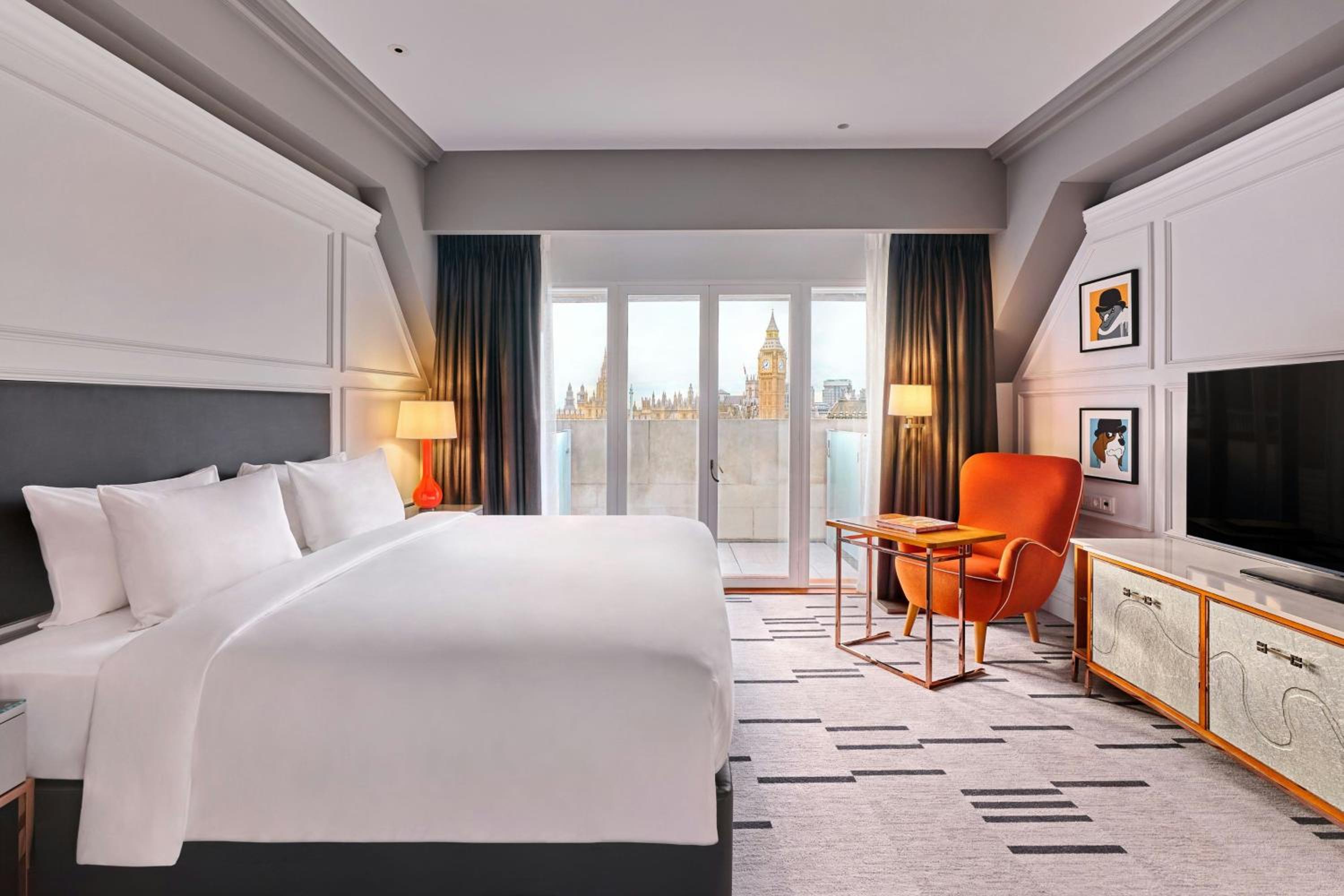 Room, King Bed, River View, Balcony