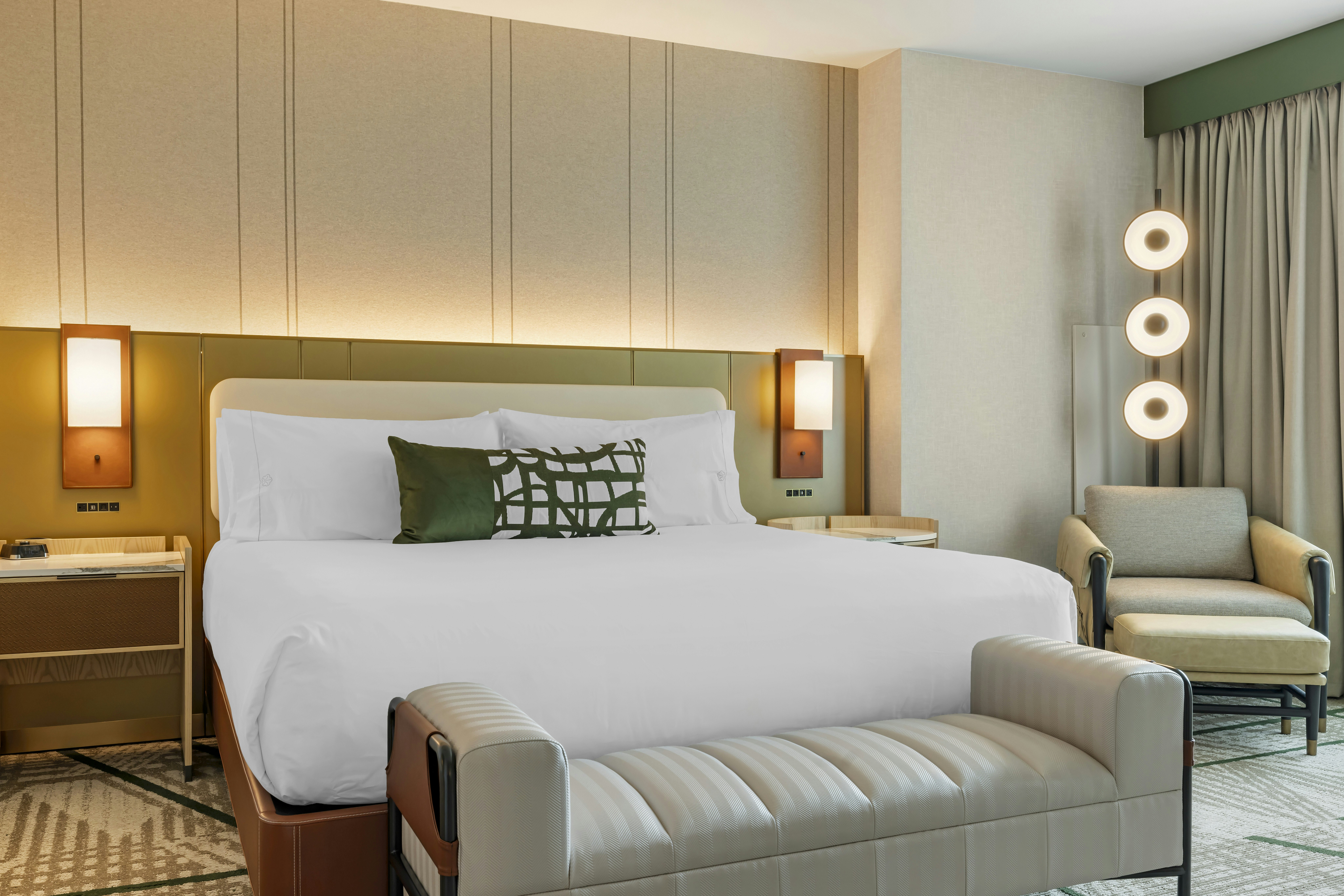 Executive, Suite, King Bed