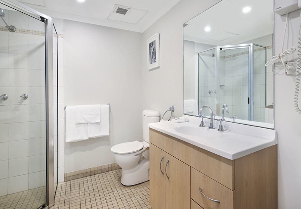 Sydney Airport Suites 44/50