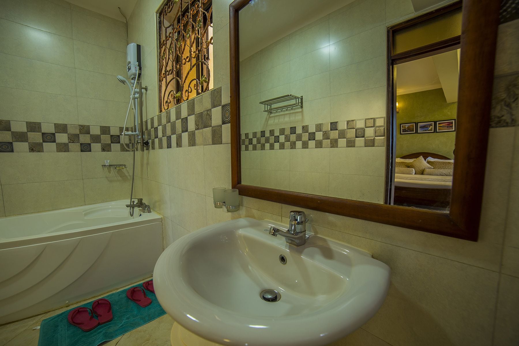 Senior, Studio, Queen Bed، Greens Guest Homes 7/9
