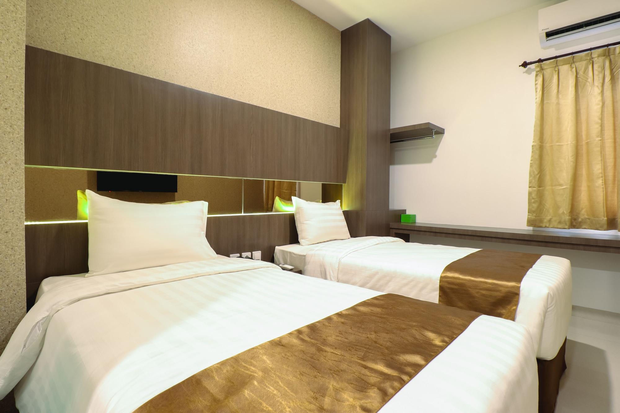 Nivia Hotel Medan 13/25