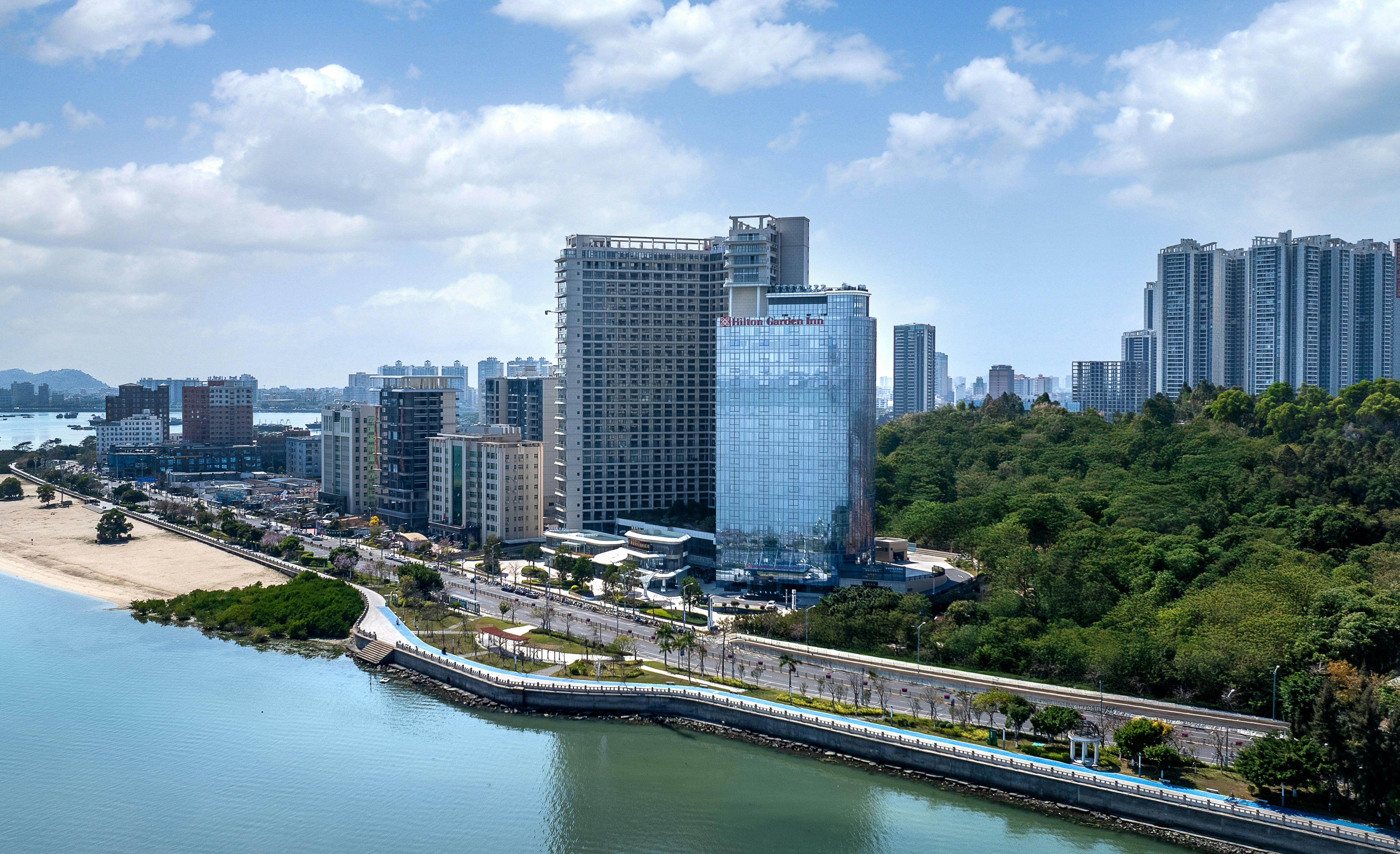 Hilton Garden Inn Shanwei Haibin Boulevard 25/25