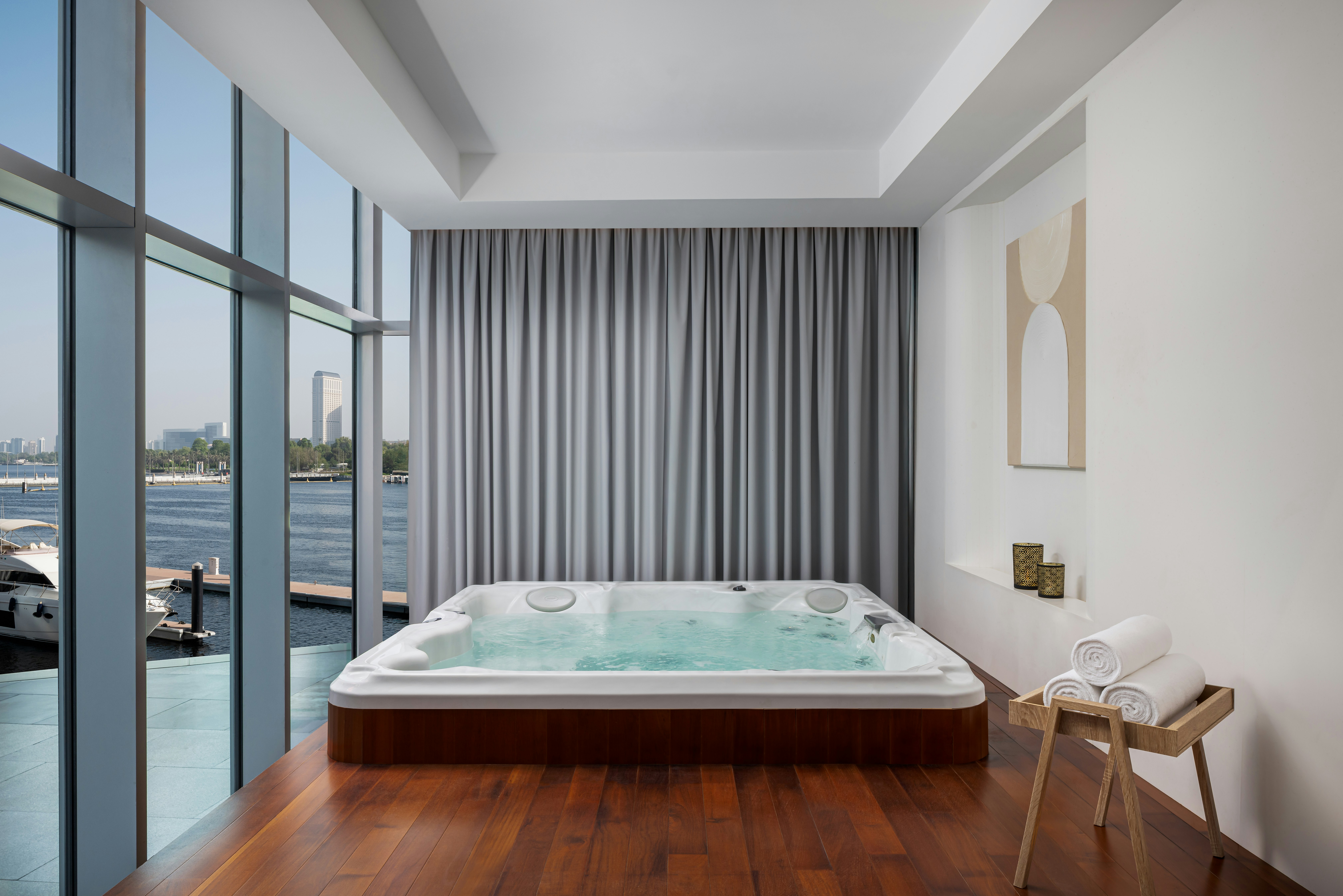 Hilton Dubai Creek Hotel & Residences 20/32