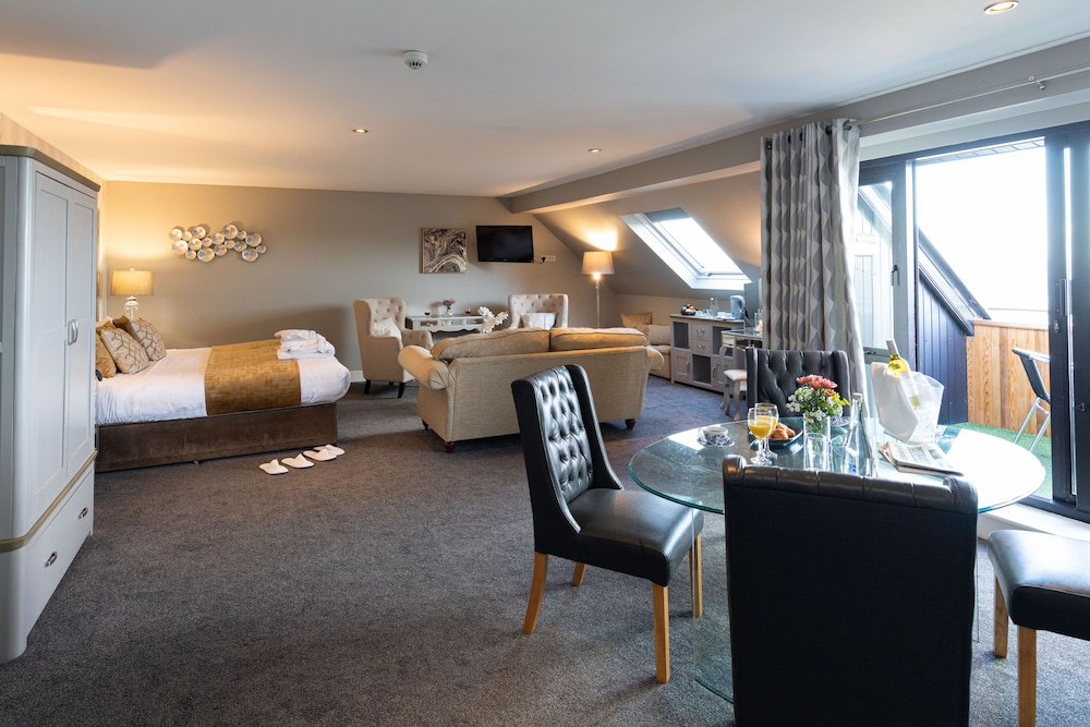 Ocean Sands Hotel 26/40