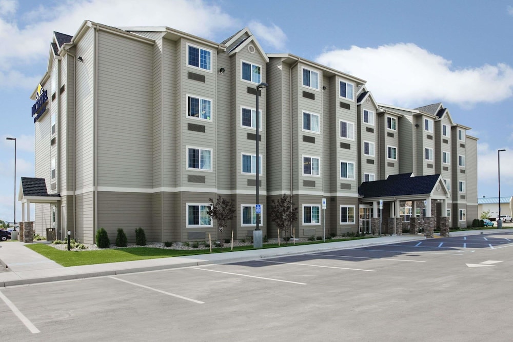 Microtel Inn & Suites By Wyndham Williston 2/36