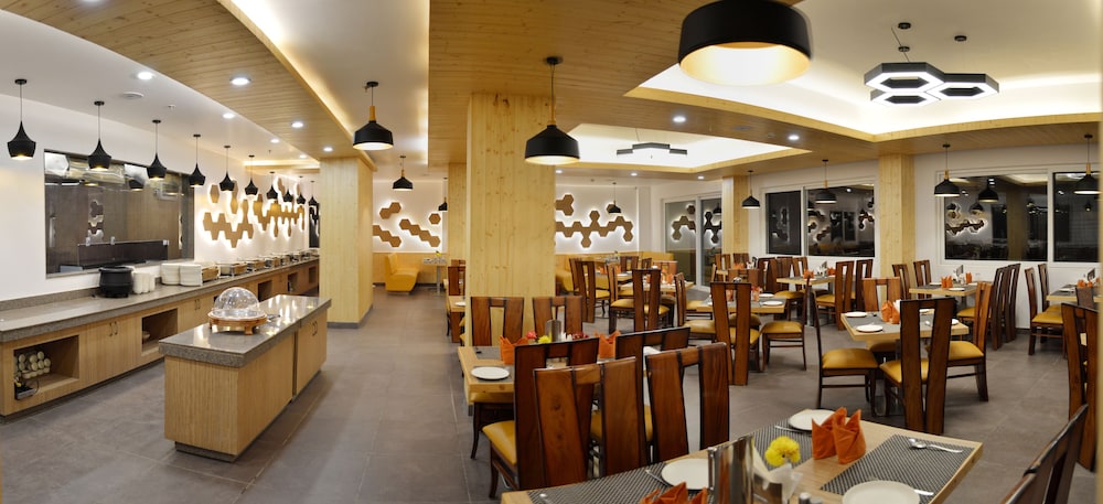 The Orchard Greens Resort 33/48