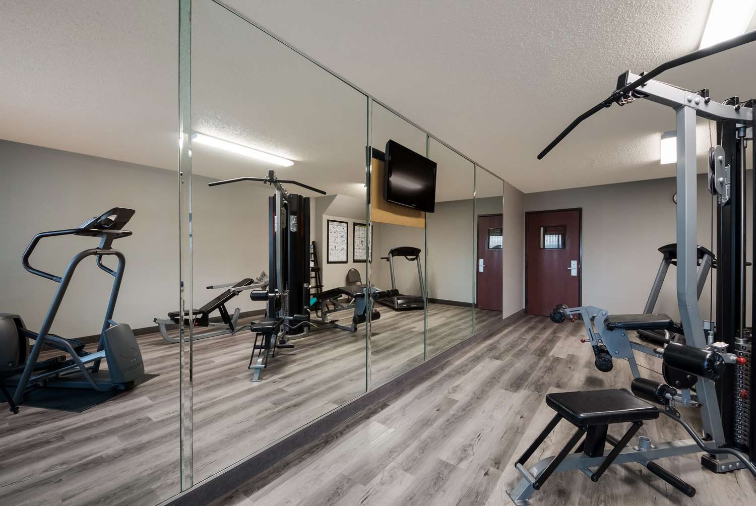 SureStay Plus by Best Western San Antonio North 5/14