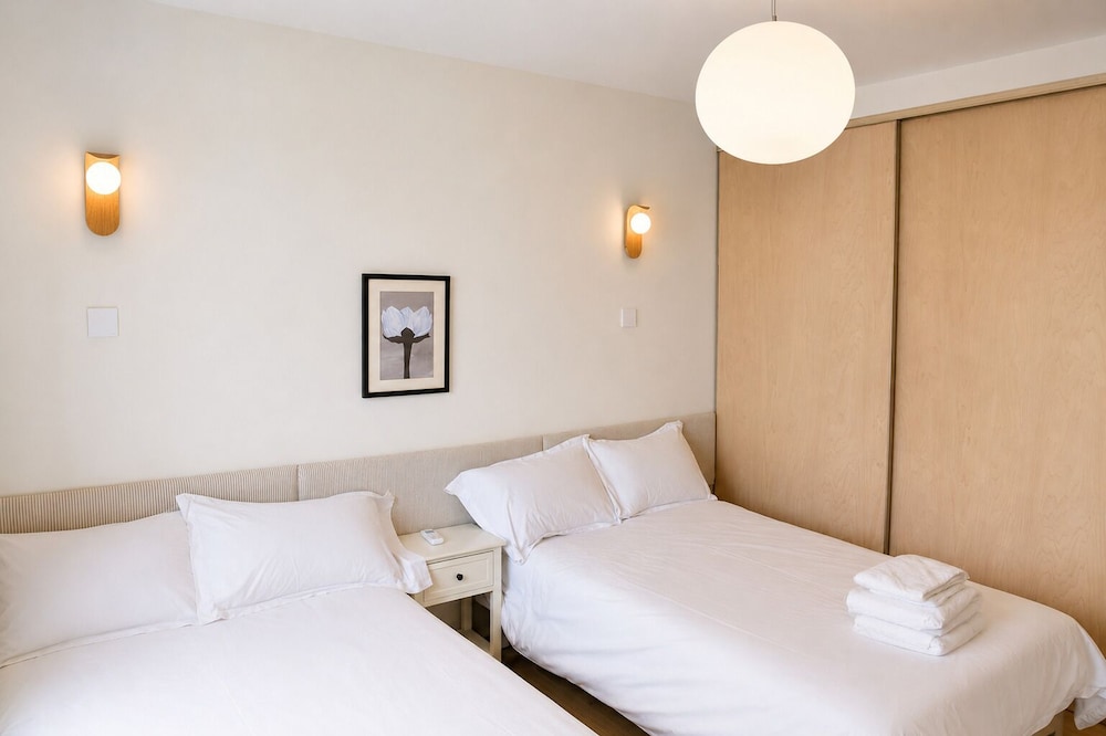 Senior, Apartment, 4 Beds