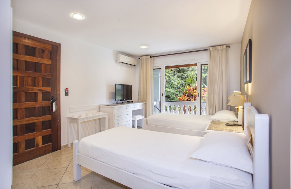 DUPLEX, SUITE