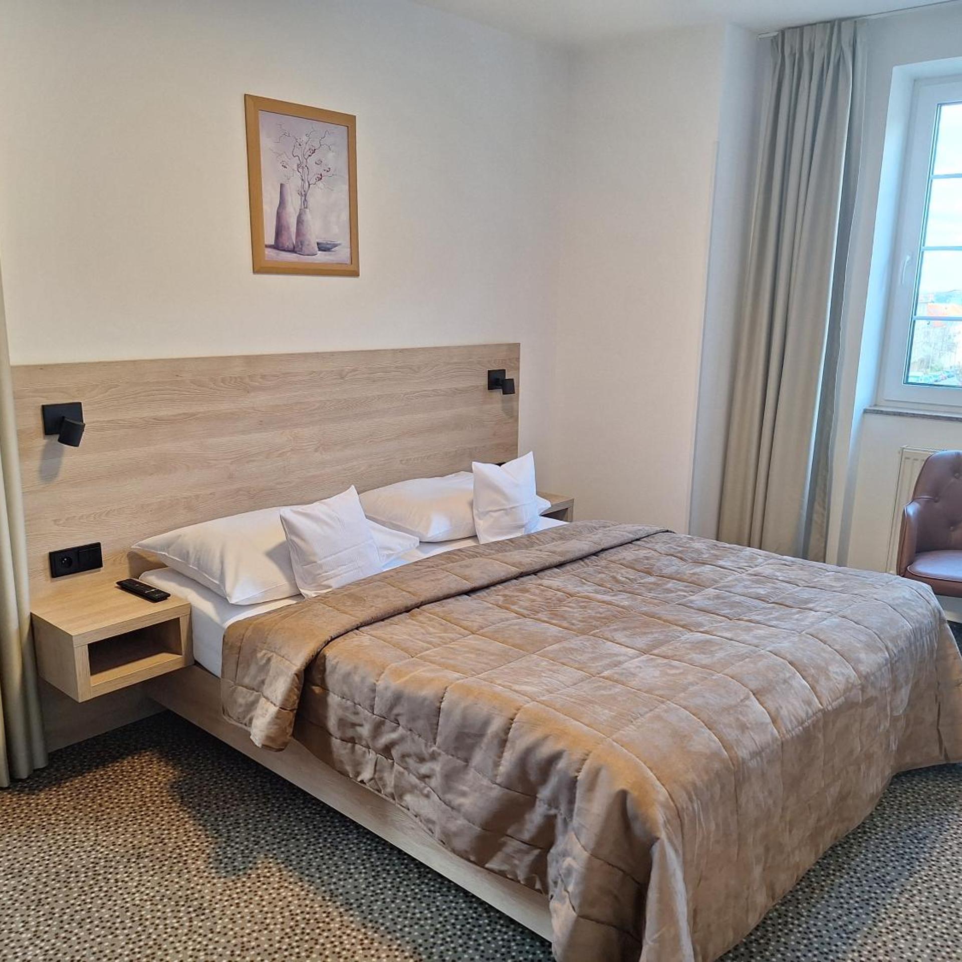 Hotel Avion 19/51