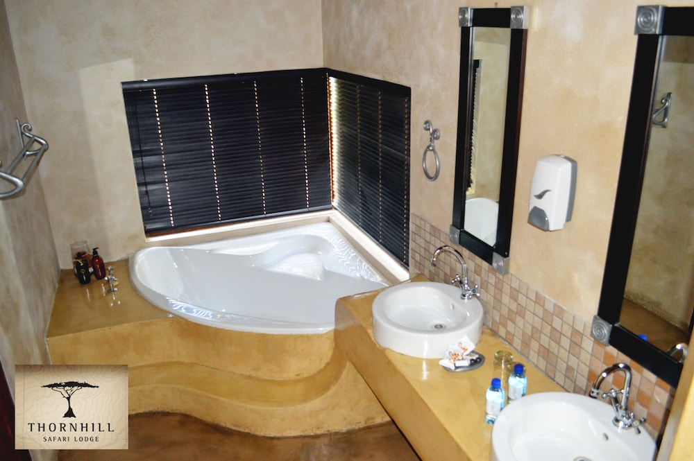 Thornhill Safari Lodge 69/70