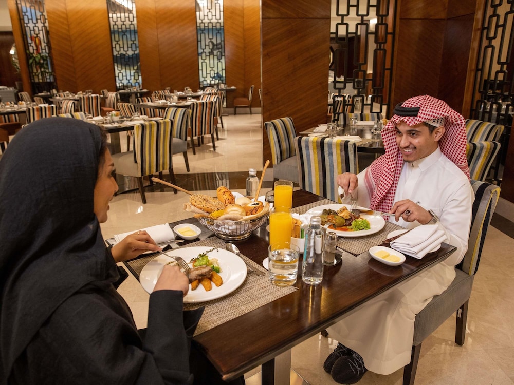 سويس اوتيل المقام مكة(Swissotel Al Maqam Makkah) 52/76