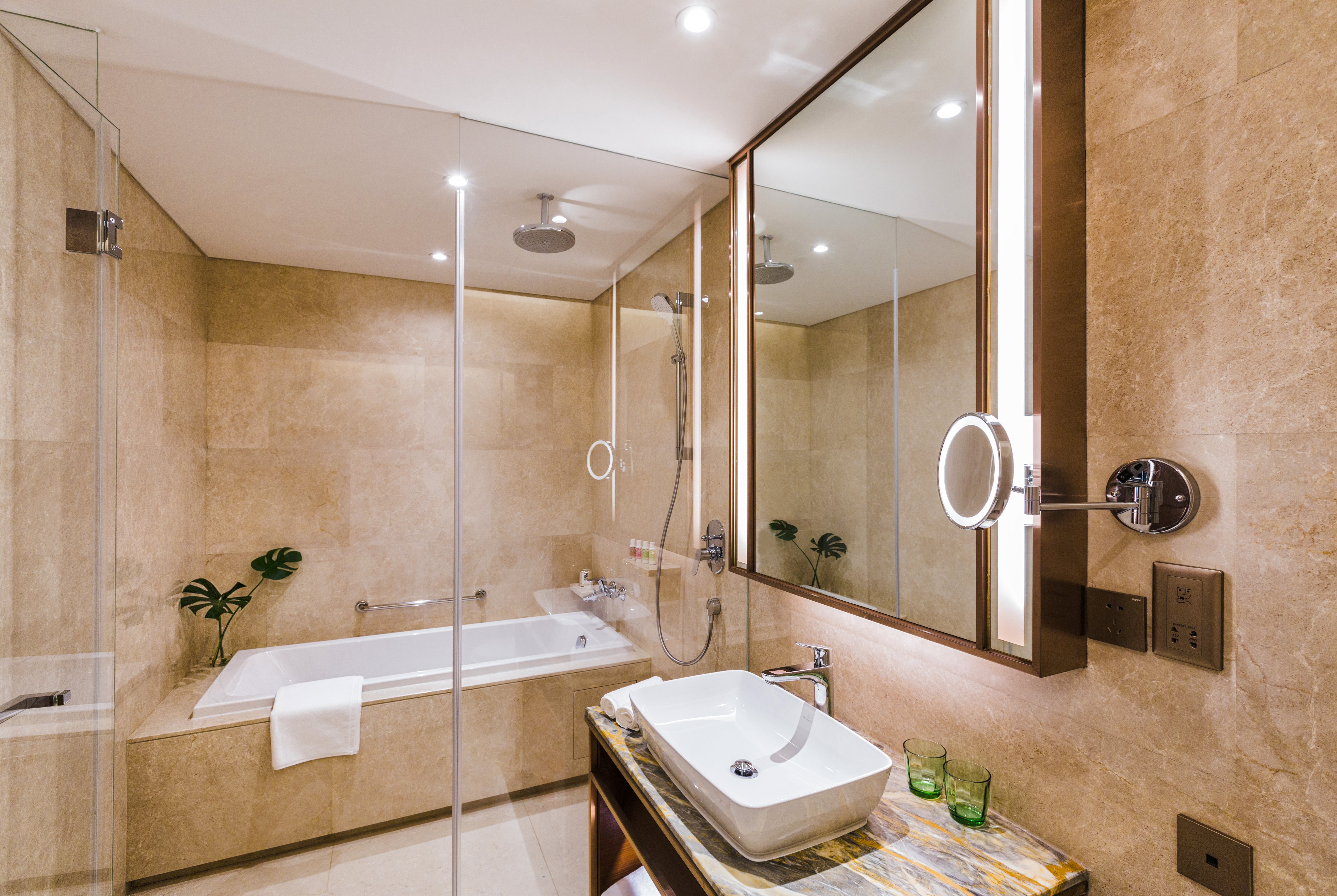 Fraser Suites Dalian 76/82