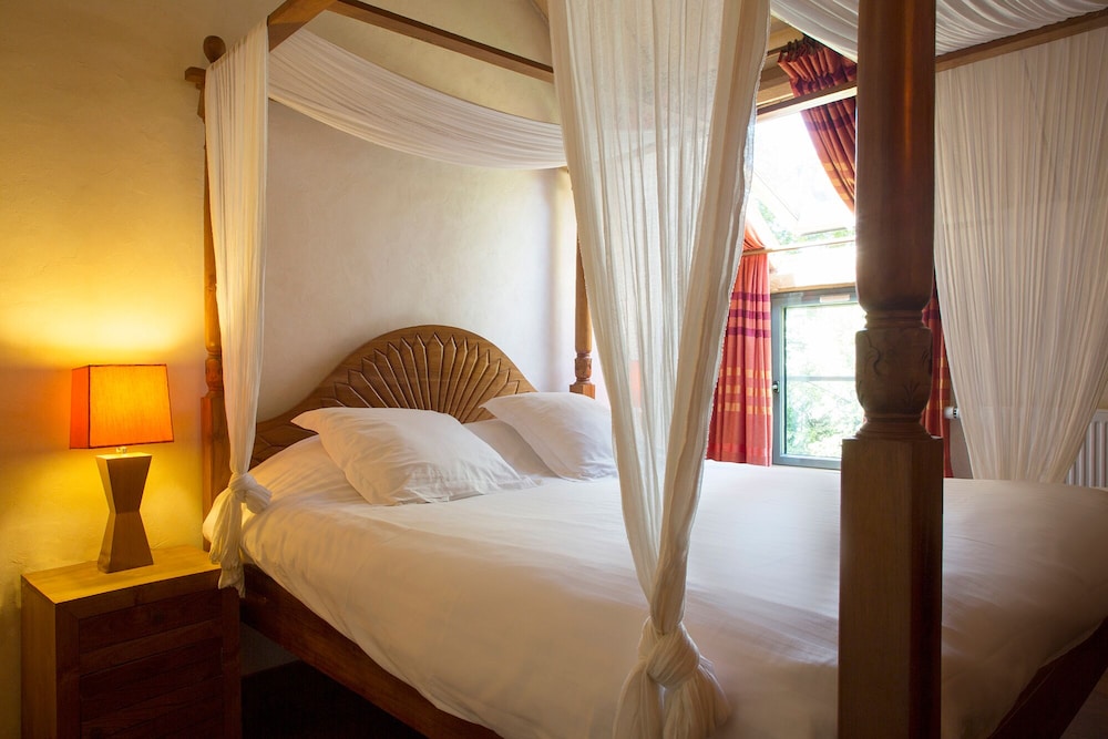 Hotel the Originals Manoir Des Indes Ex Relais Du Silence 16/65
