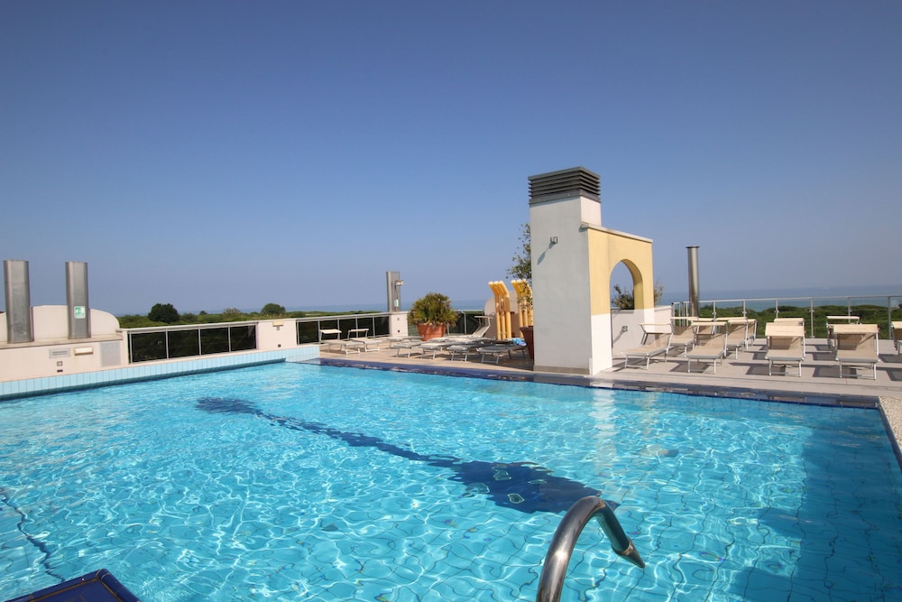 Eraclea Palace Hotel 3/77