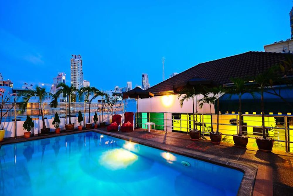 Admiral Suites Bangkok 43/50