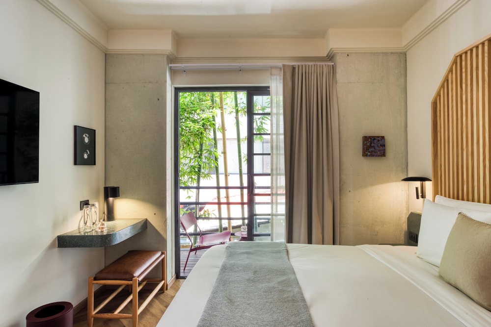 Rodona Hotel 12/50
