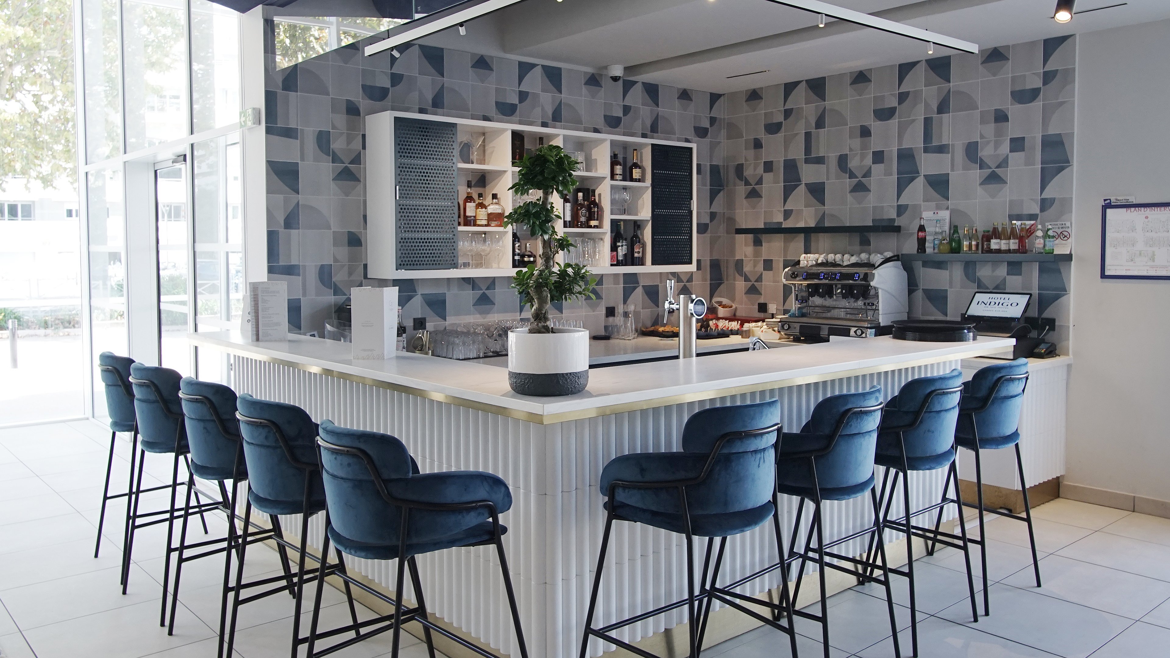 Indigo Cagnes Sur Mer 70/85