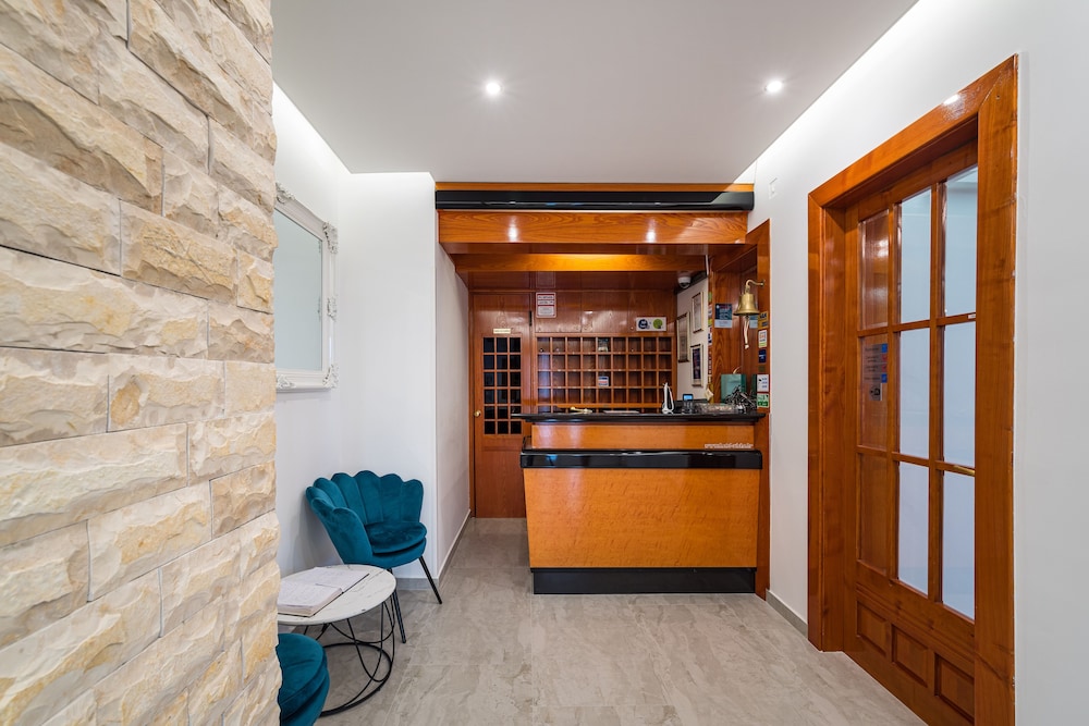 HOTEL VICKO 8/50