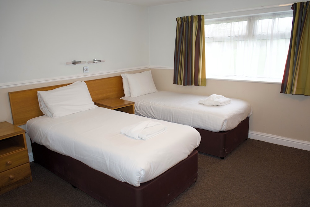 Lodge, Twin Beds