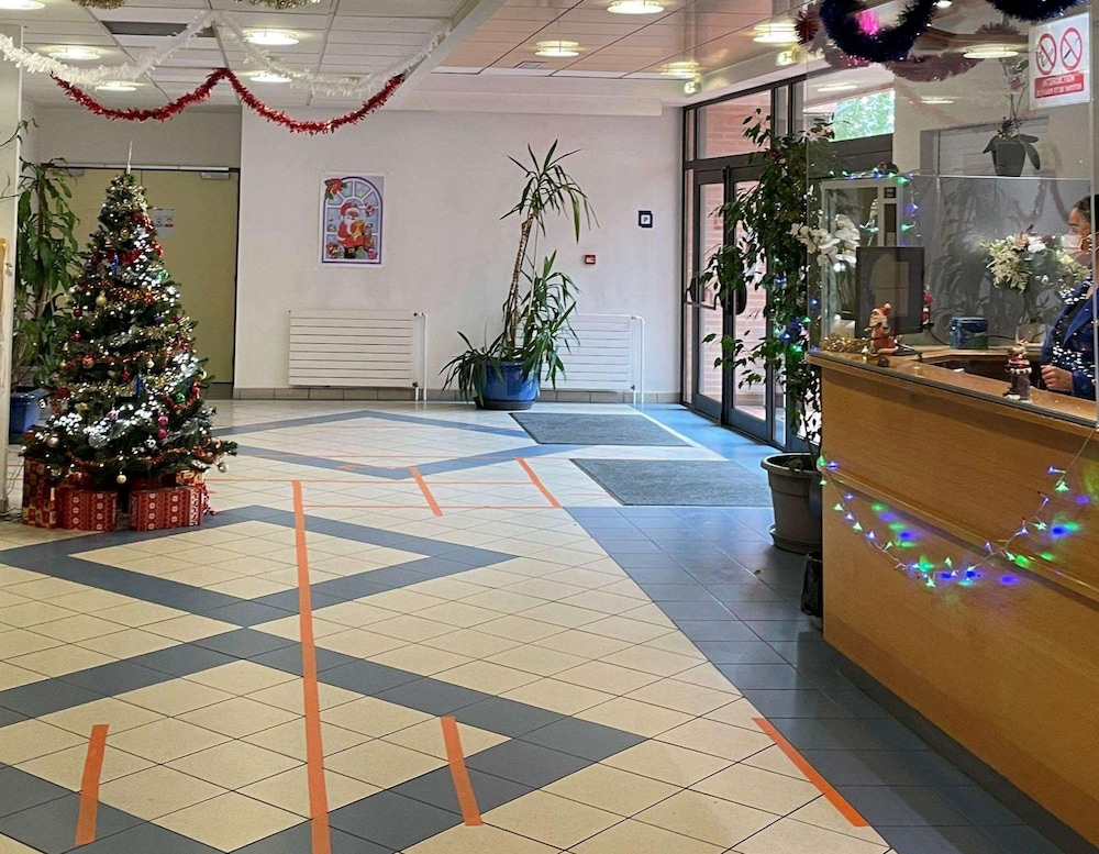 Kyriad Direct Montauban Centre 24/30