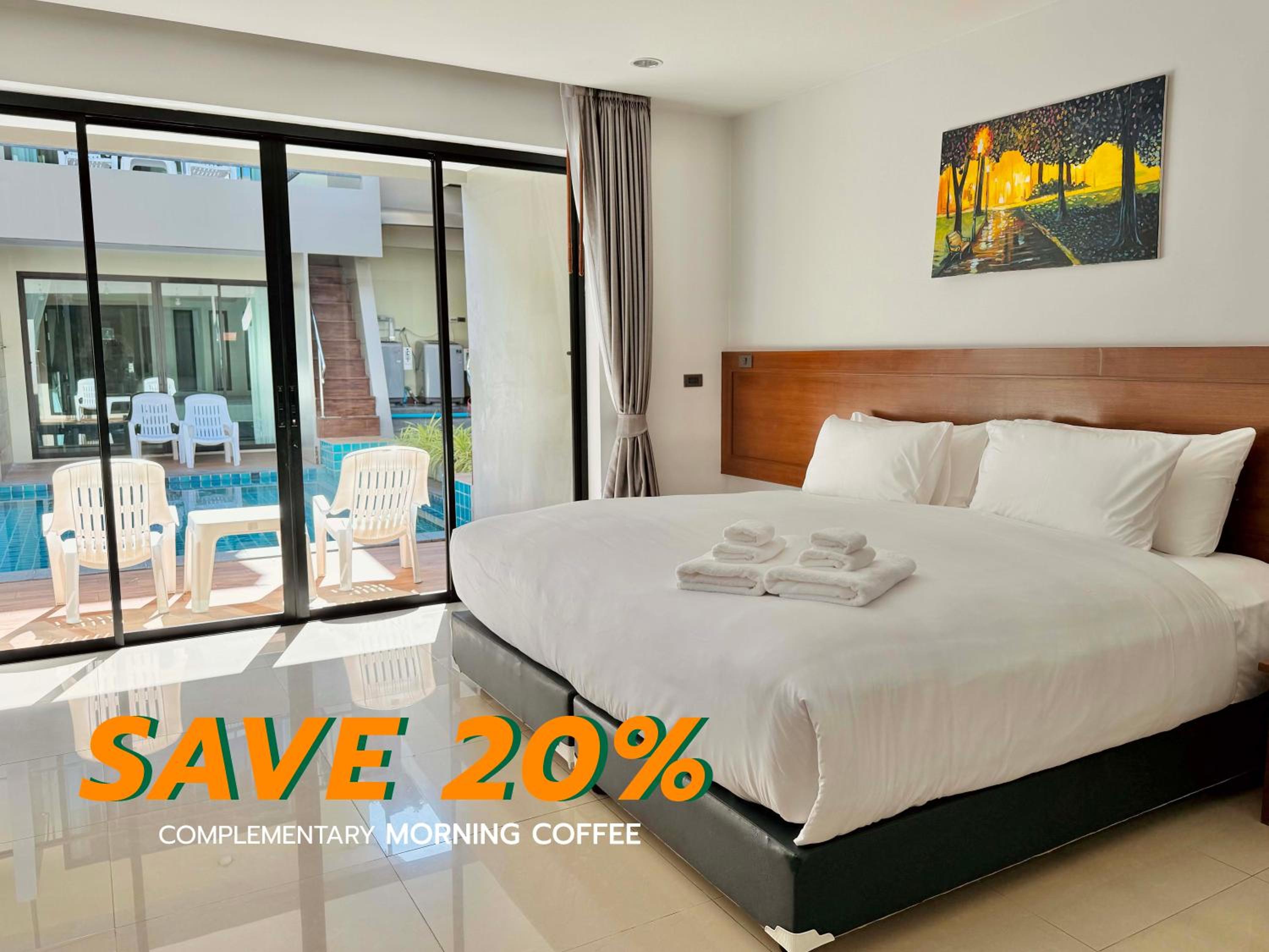 Deluxe, Double or Twin Bed, Pool Access