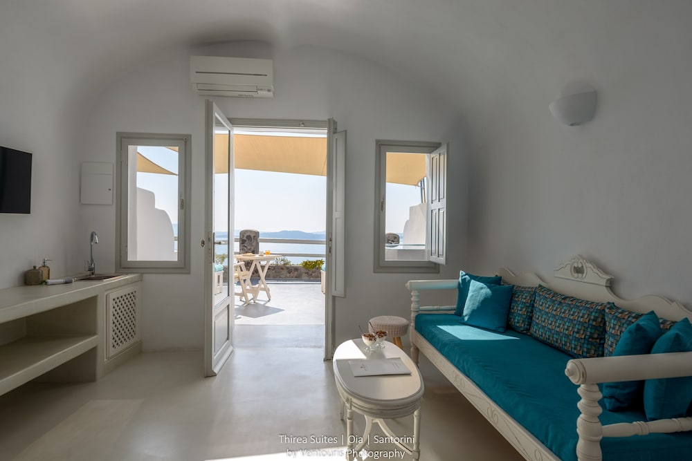 Thirea Suites and Studios - Adults Only 28/50