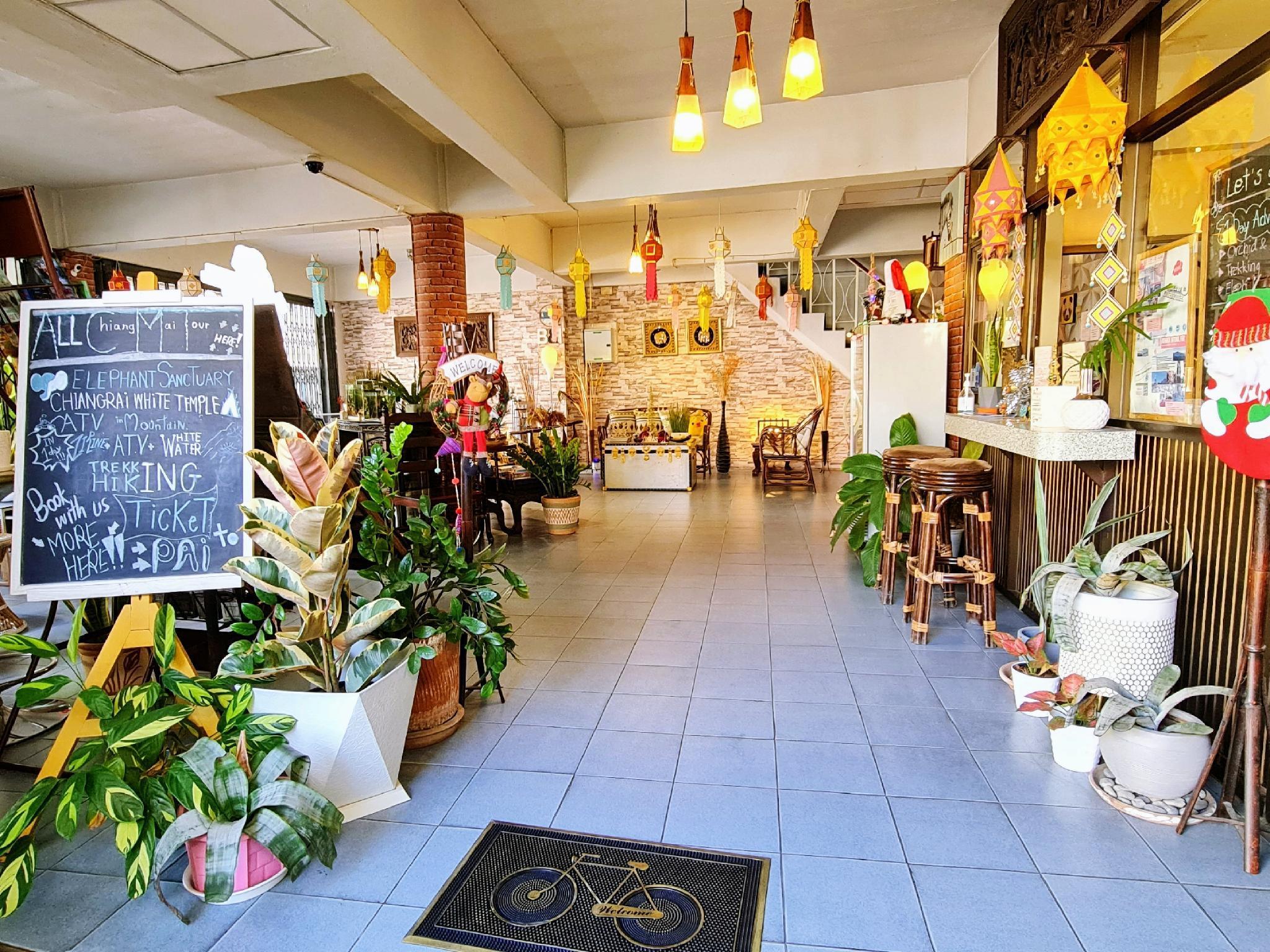 Bed and Terrace Guesthouse Chiang Mai 5/15