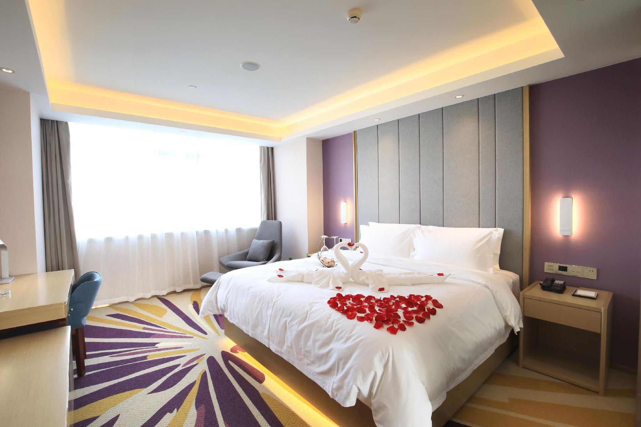 Lavande Hotel (Foshan South Railway Station Bijiang Light Rail Station) 20/43