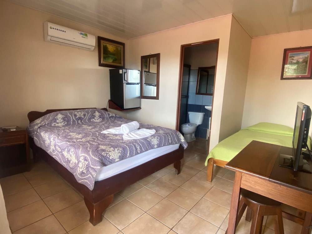 Hostel La Choza Inn 7/60