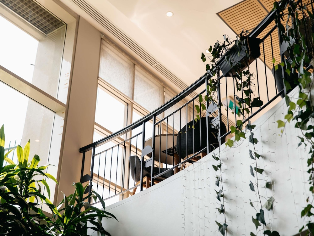 Mercure Sydney Parramatta 6/50