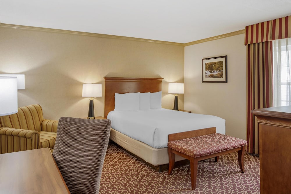 غرفة قياسية بسرير كينج، Best Western Plus Morristown Inn 8/10