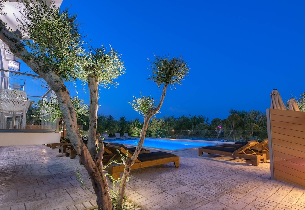 Litore Luxury Living 32/50