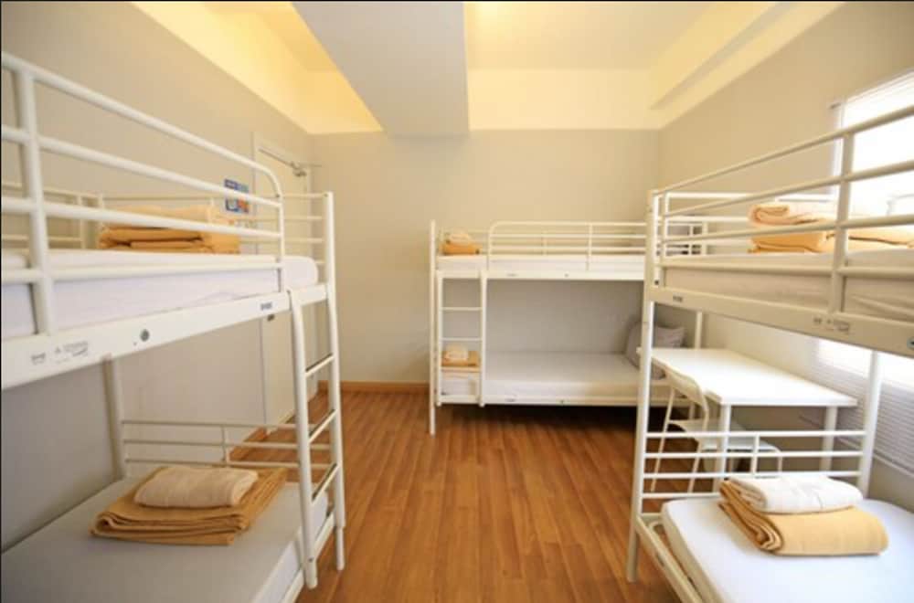 Travelogue Guest House 32/50