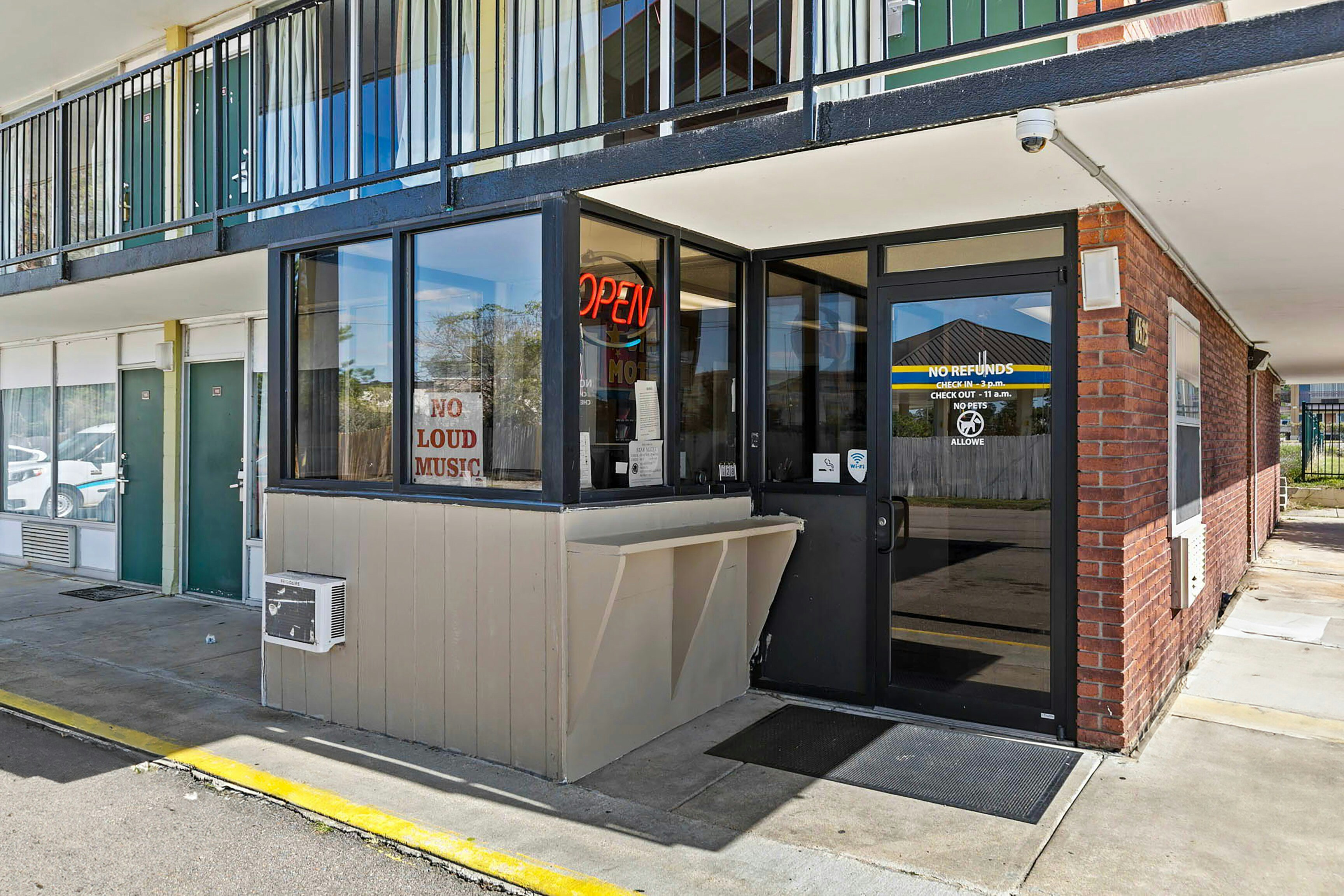 Star Motel Hattiesburg University Area 14/51