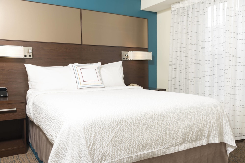 Residence Inn Grand Rapids West 11/40