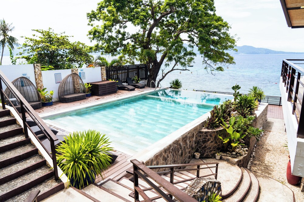 Altamare Dive and Leisure Resort Anilao 42/49