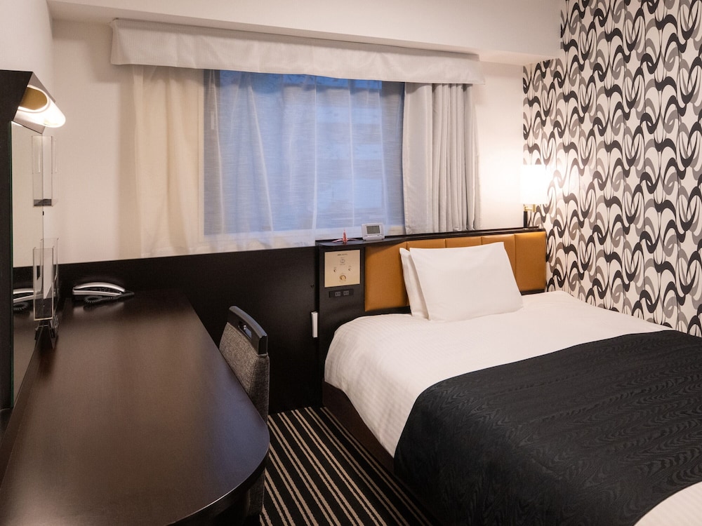 ROOM, SINGLE, DOUBLE BED