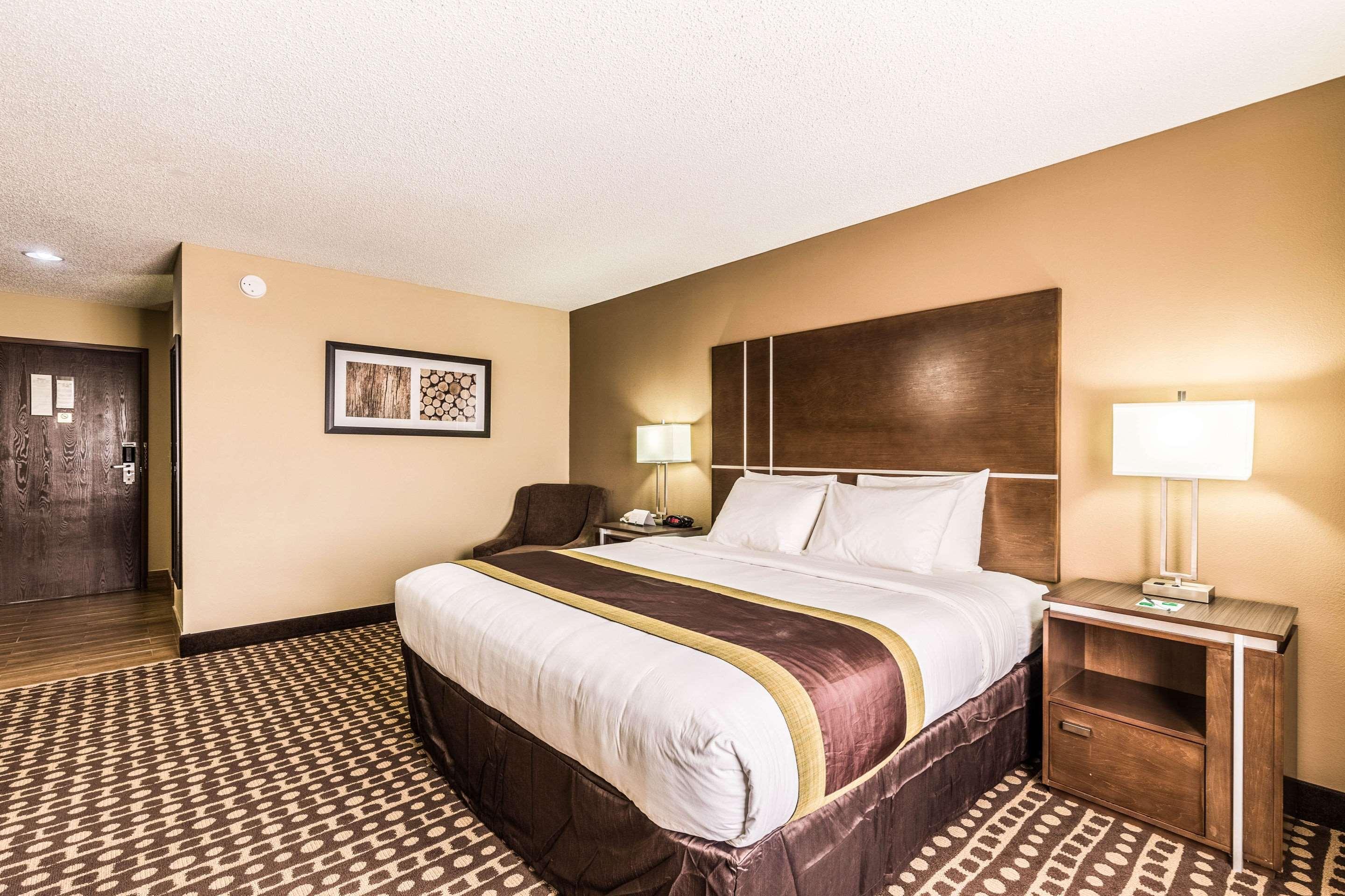 Room, Double Bed