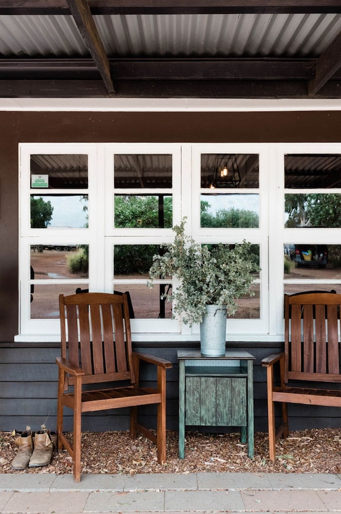 Saltbush Retreat 42/70
