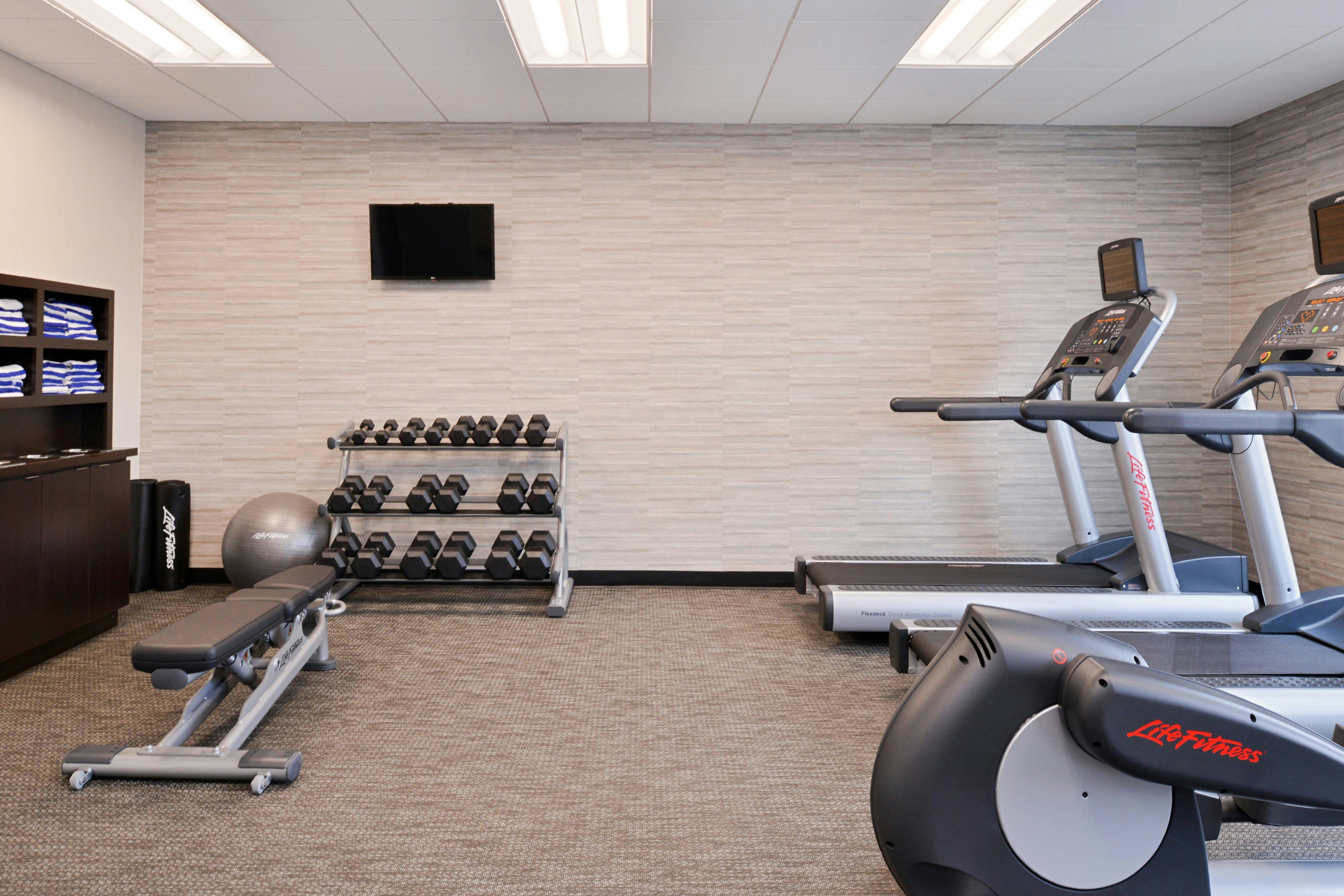 Courtyard By Marriott Toledo North 17/32