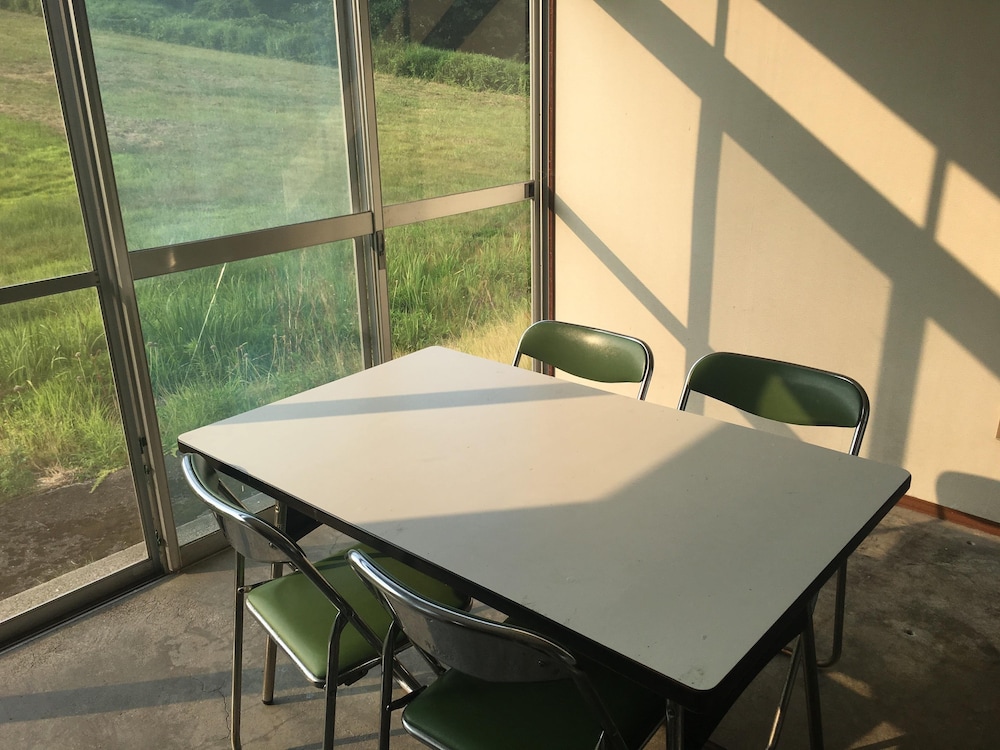 Futago Cabin 38/50